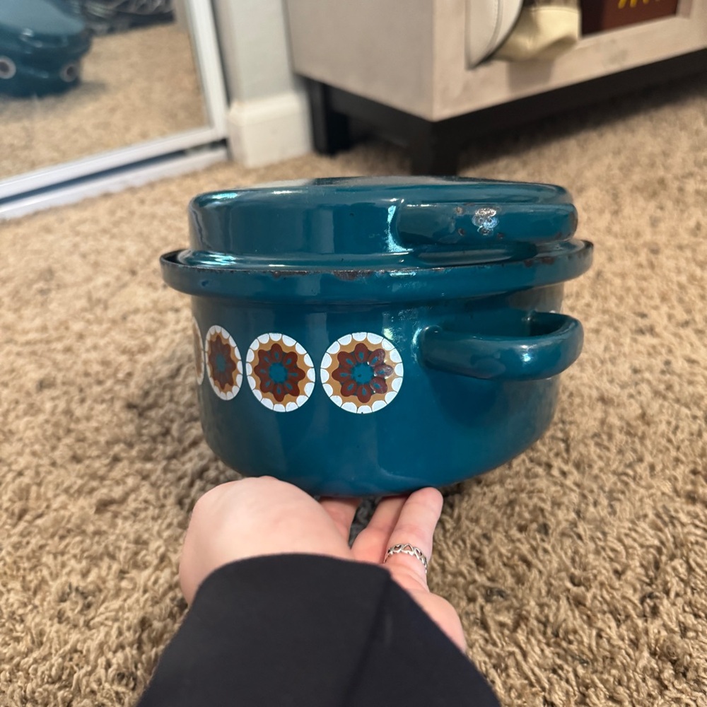 Vintage 70’s Teal Enamel Roasting Pan - Picture 5 of 15